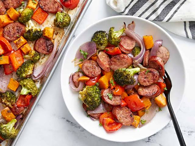 Sheet Pan Sausage and Vegetables